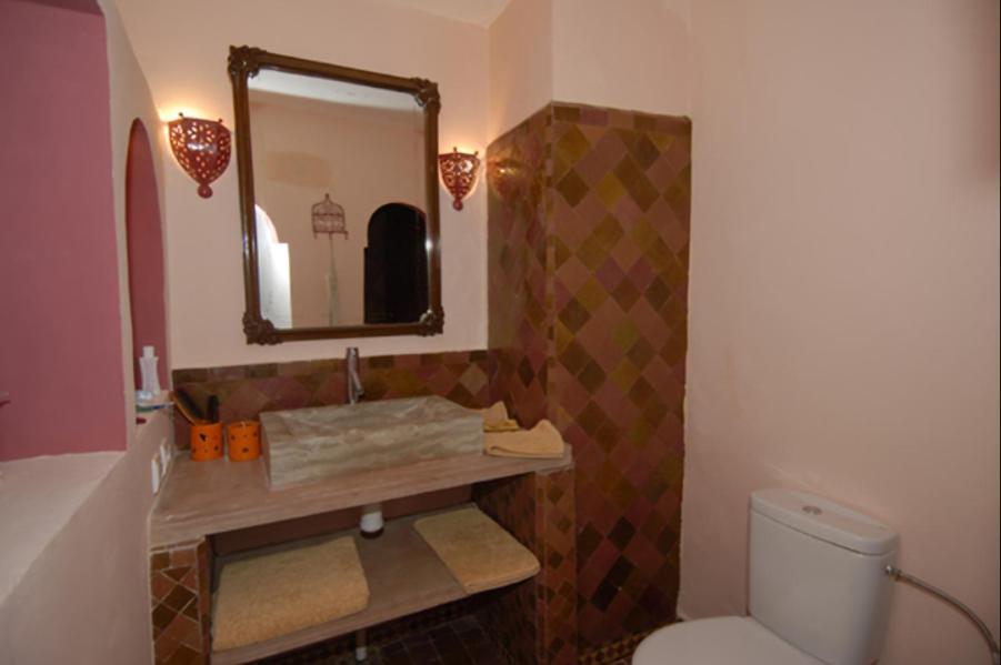 Darmimouna Asilah Cameră foto
